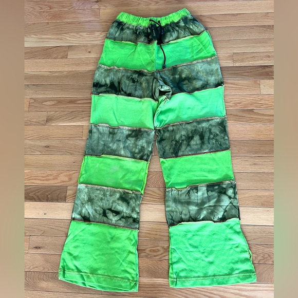 Made in Nepal Patchwork Green Flare Boho Pants Size XXXL Hippie New with tags - Picture 1 of 7